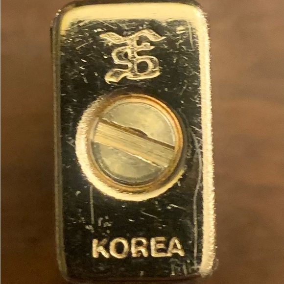 Vintage Butane Lighter w/ Galloping Horse Logo (Ford Mustang Logo) - Picture 5 of 8